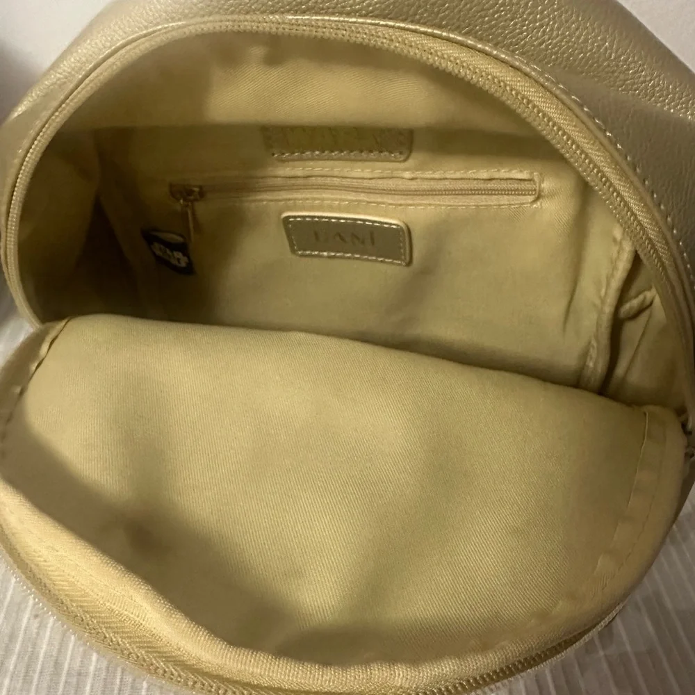 Danielle Nicole charming backpack